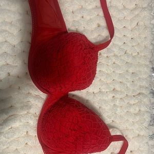Demi cup molded lace bra, used